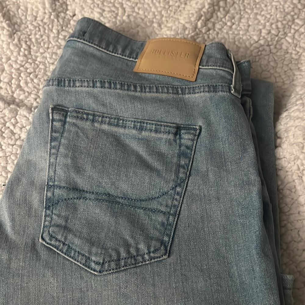 Hollister jeans